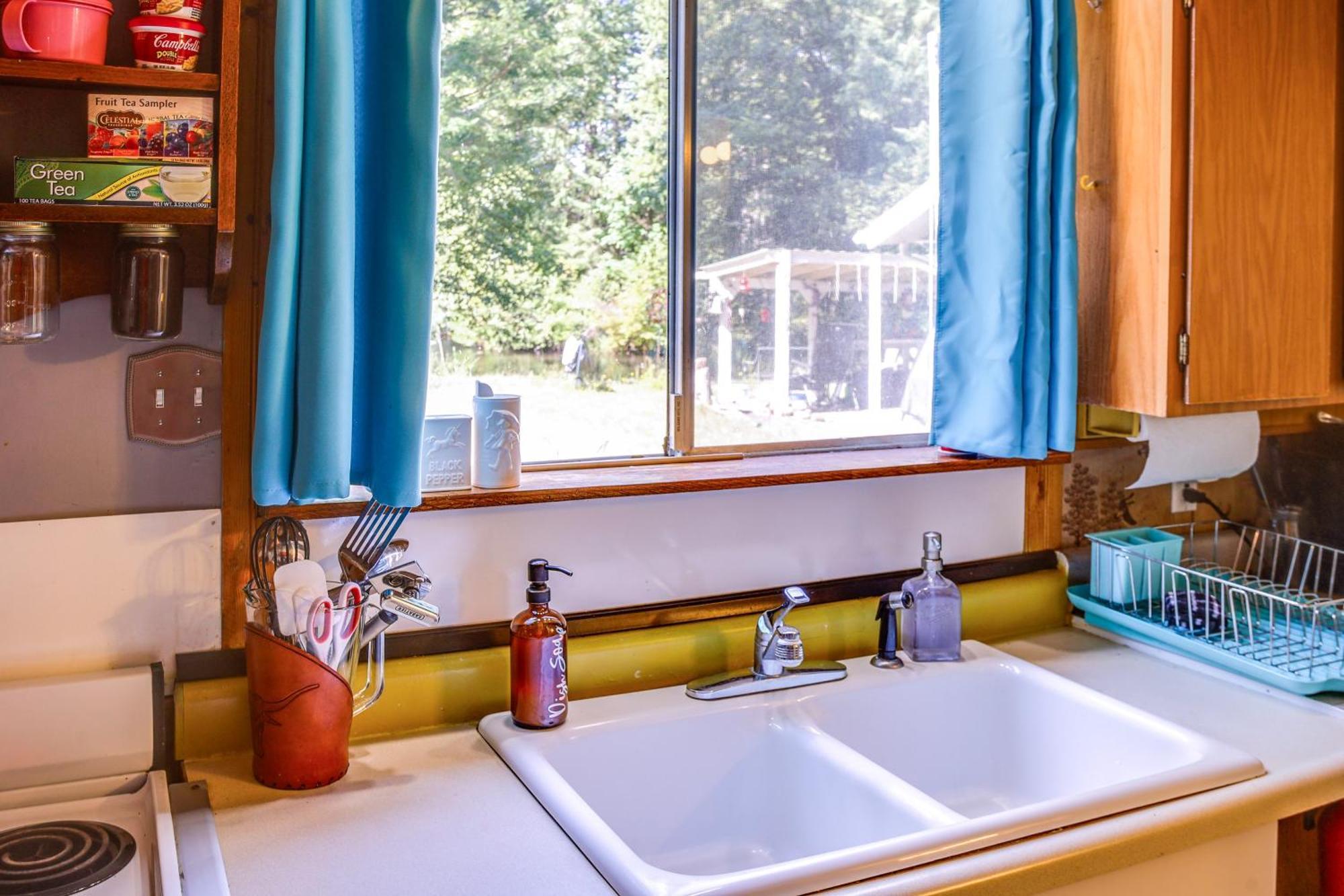 Quaint Ashford Studio Stay 5 Mi To Mt Rainier! エクステリア 写真